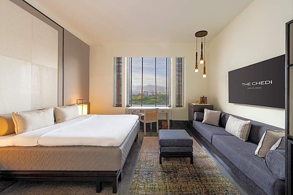 Photo 1 of 4 of Serai Room