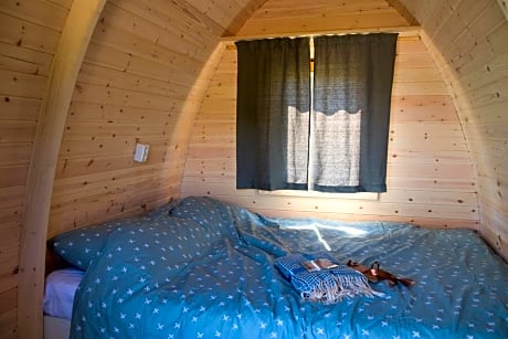 Standard Double Room with Shared Bathroom
