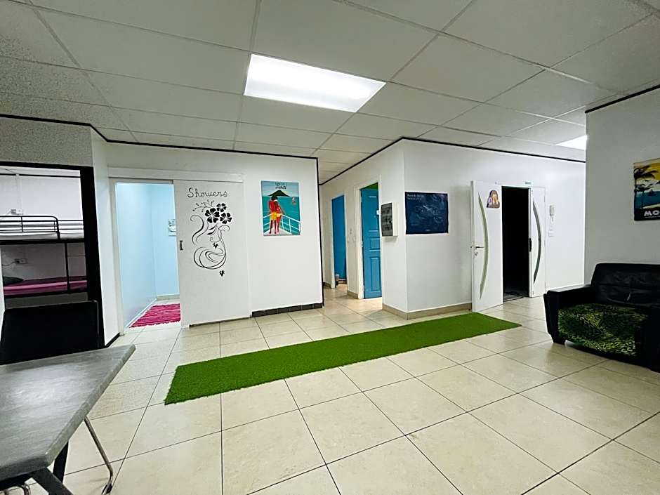 Mahana Lodge Hostel & Backpacker