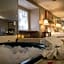 Postmarc Hotel and Spa Suites