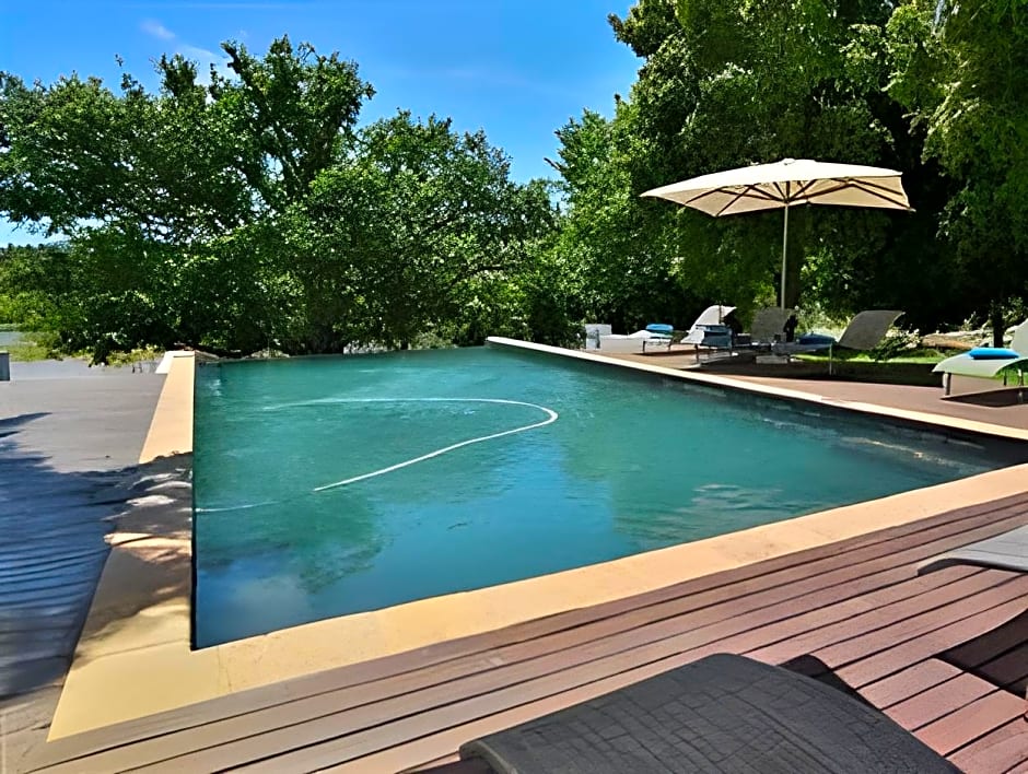 LAvenir Country Lodge