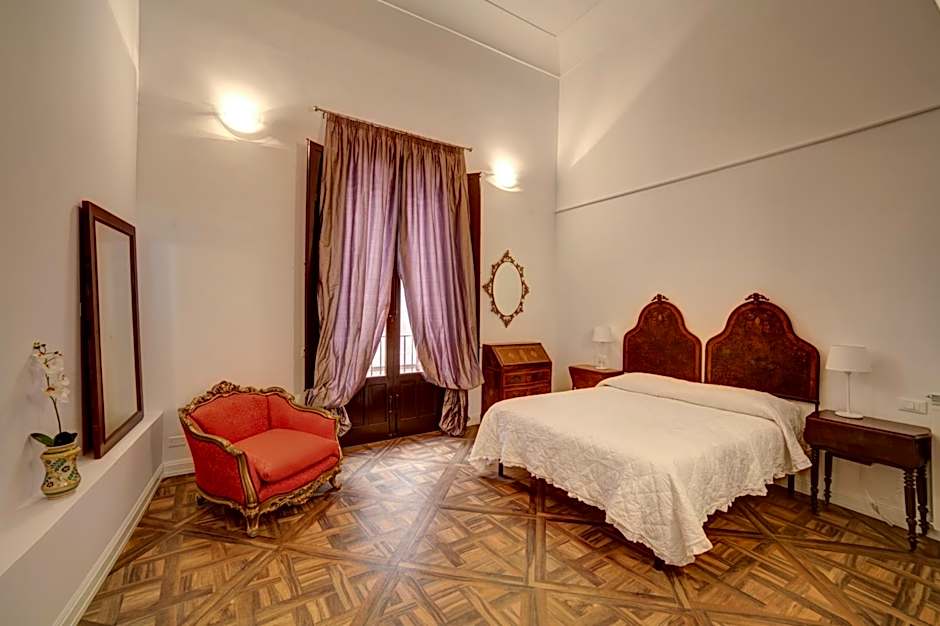Demetra Rooms