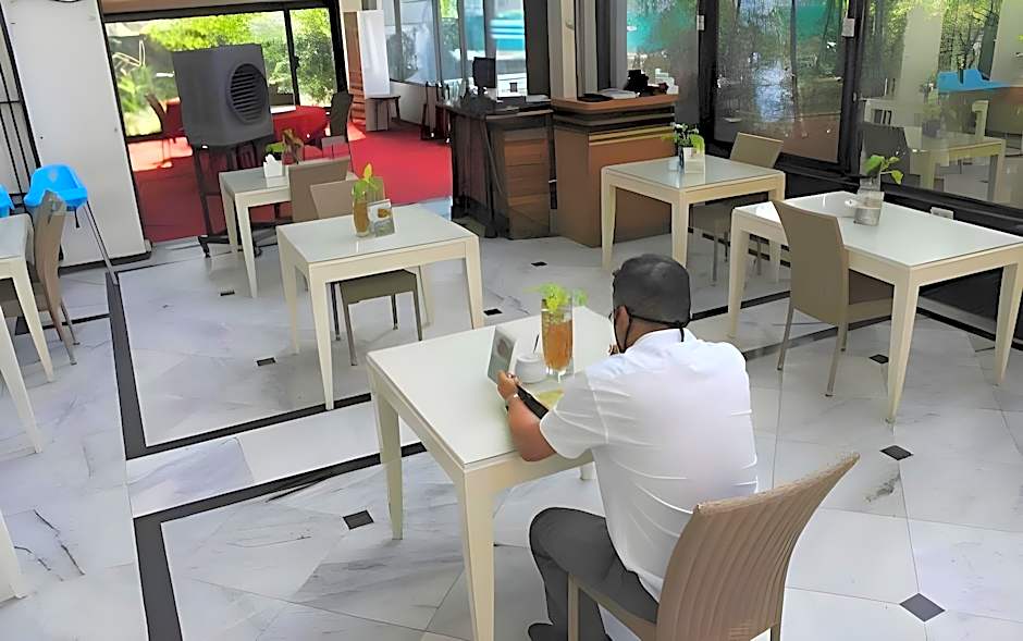 Lux Tychi Hotel Malang