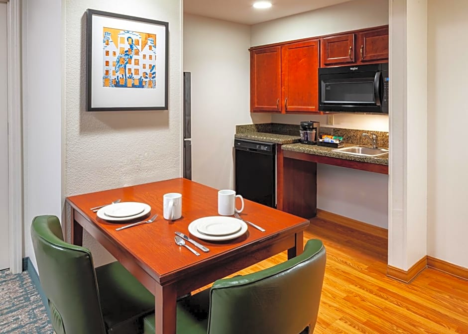 Homewood Suites by Hilton Gainesville