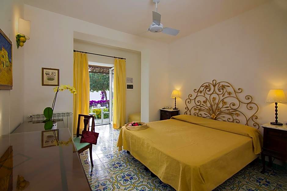 Semiramis Hotel De Charme & Pools