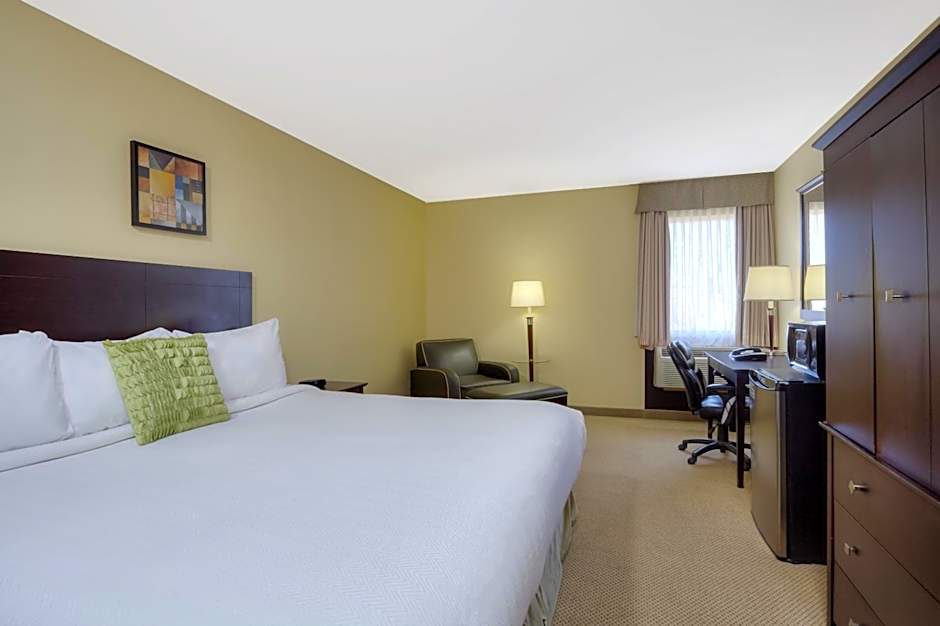 Travelodge by Wyndham Miramichi New Brunswick