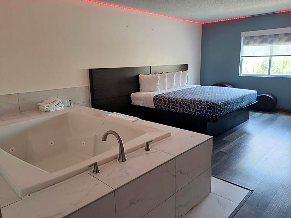 Chicago Club Inn & Suites