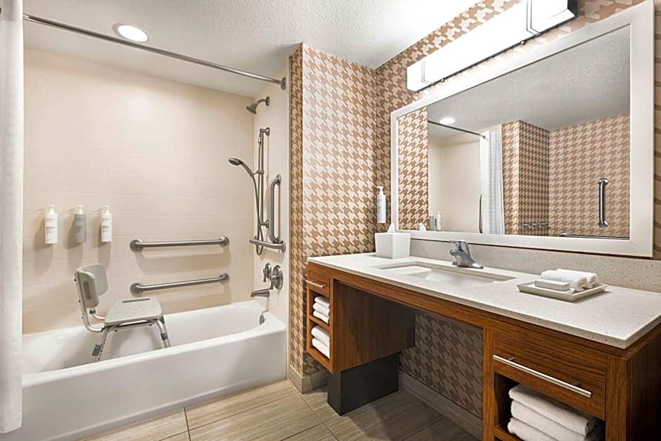 Home2 Suites By Hilton Denver West / Federal Center