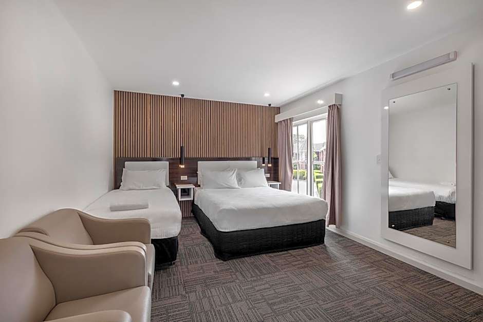 Best Western Plus Buckingham International