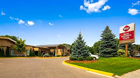 Best Western Plus Guildwood Inn