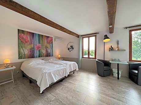 Twin Room with Pool View