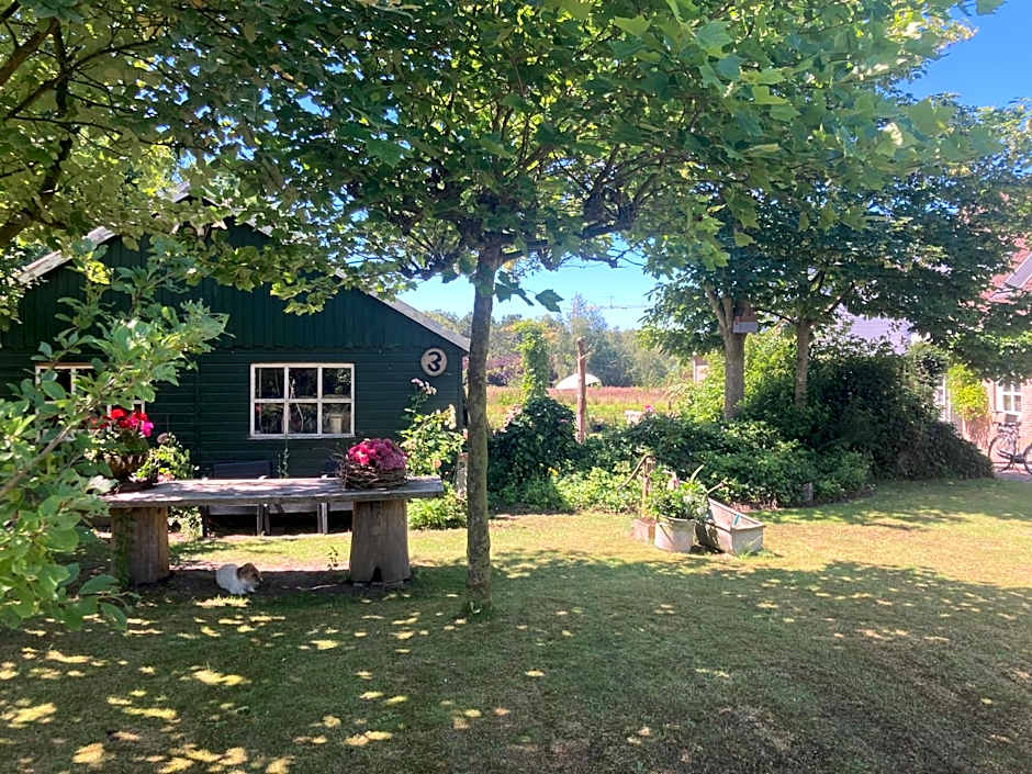 B&BOosterweg3 Studio - Free private parking