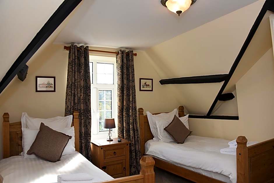 The Llanelwedd Arms Hotel