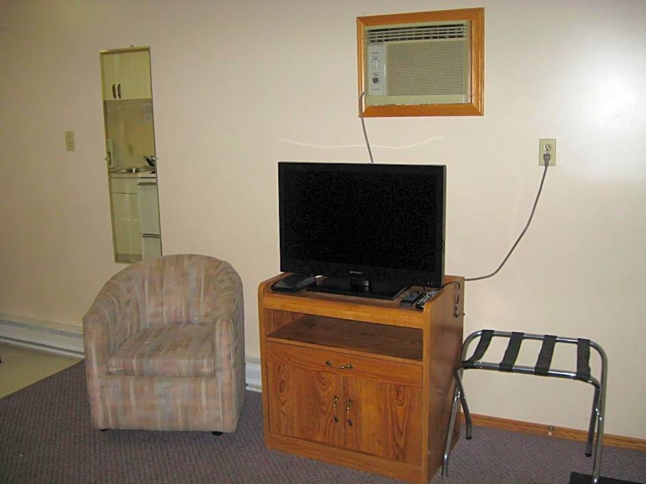 Pals Motel and RV Park