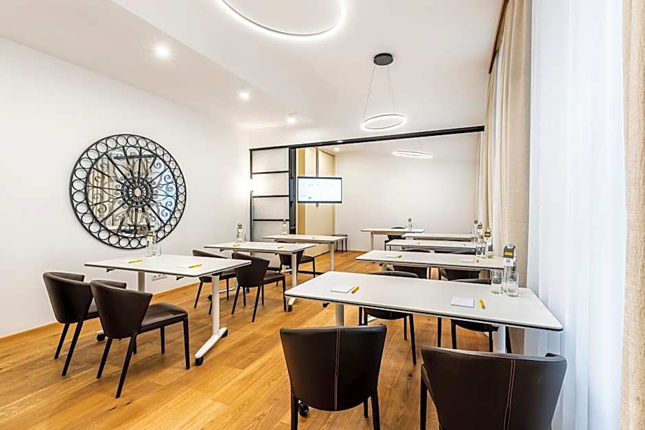 HiLight Suites Hotel