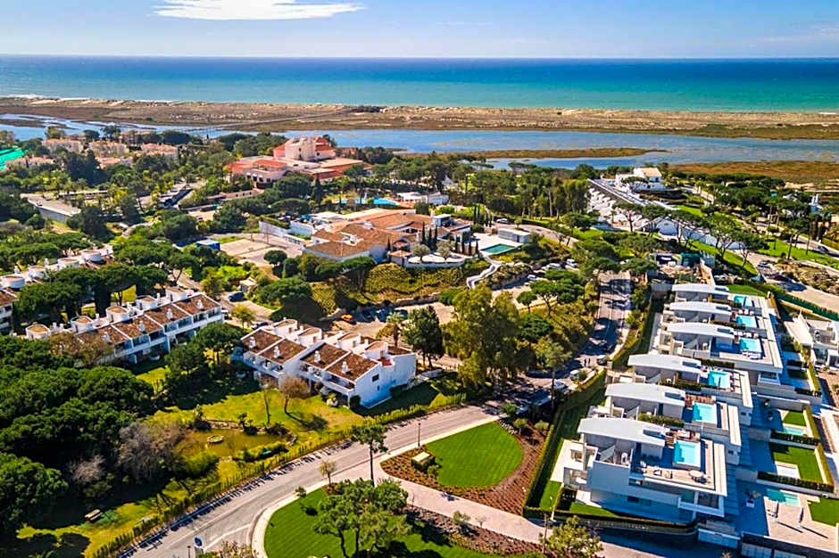 Scarlet's Place - 1 bed Victory Village Quinta Do Lago - beach, nature, lakes