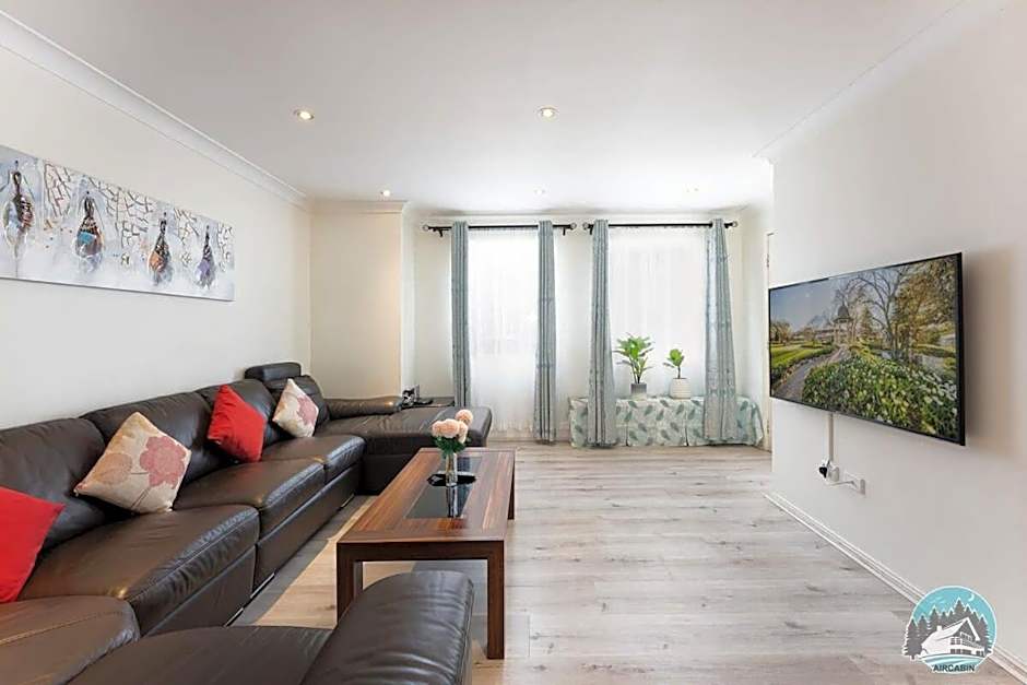 Aircabin - Seven Hills - Lovely - 3 Beds Townhouse