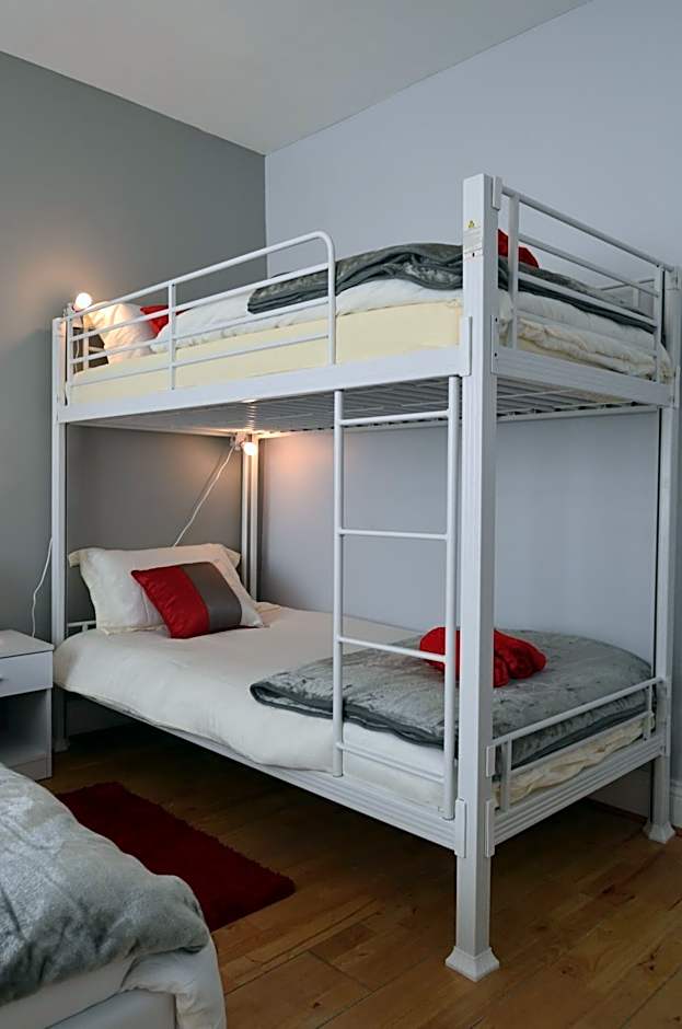 Old Trafford Guest House