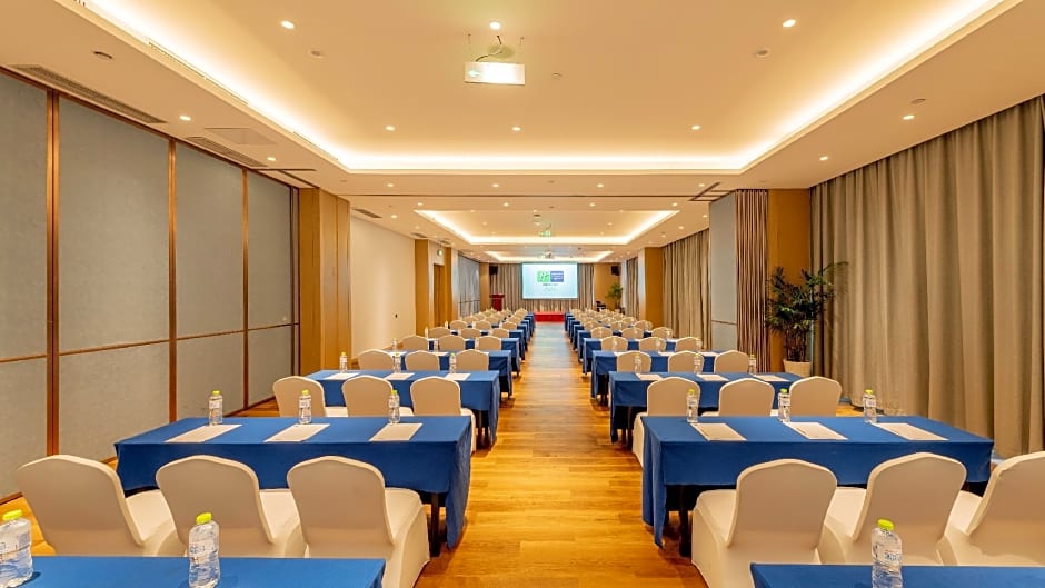 Holiday Inn Express Linyi Riverside By IHG