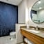 Holiday Inn Express & Suites Platteville By IHG