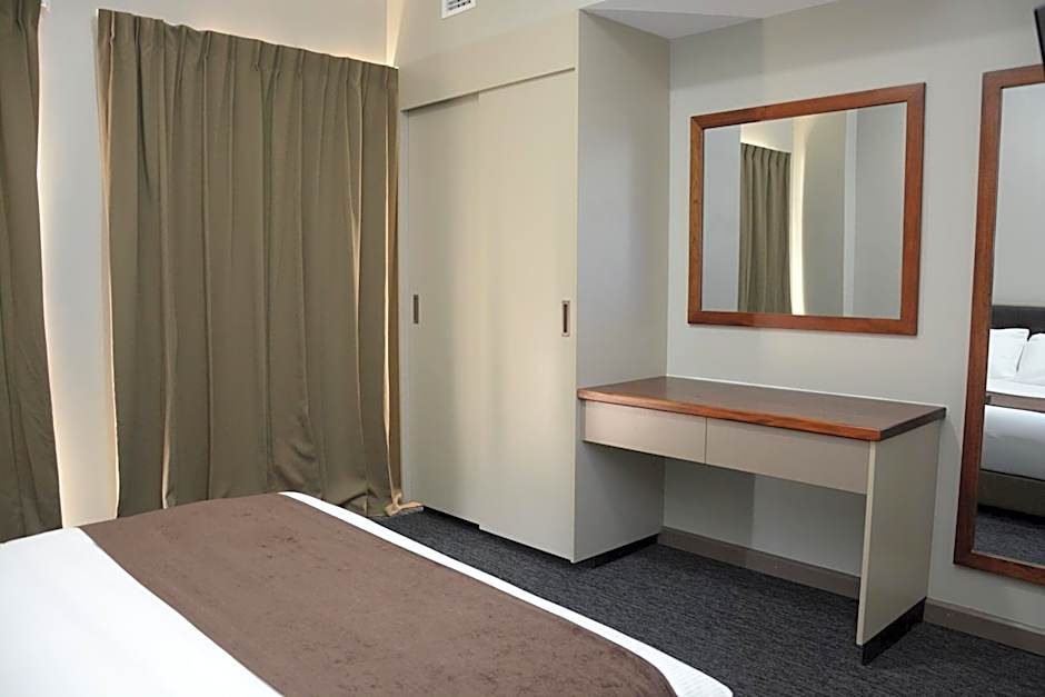 Ratsun Nadi Airport Apartment Hotel