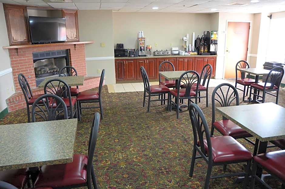 Super 8 by Wyndham Louisville/Expo Center