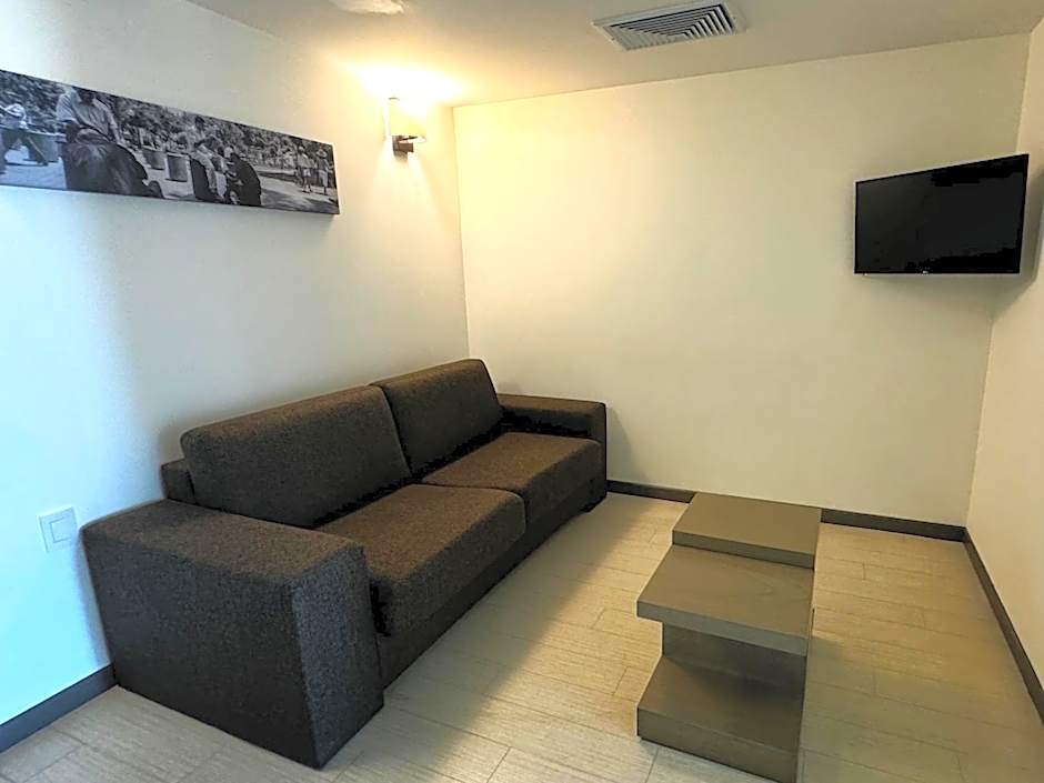 Best Western Plus Urban Larco Hotel