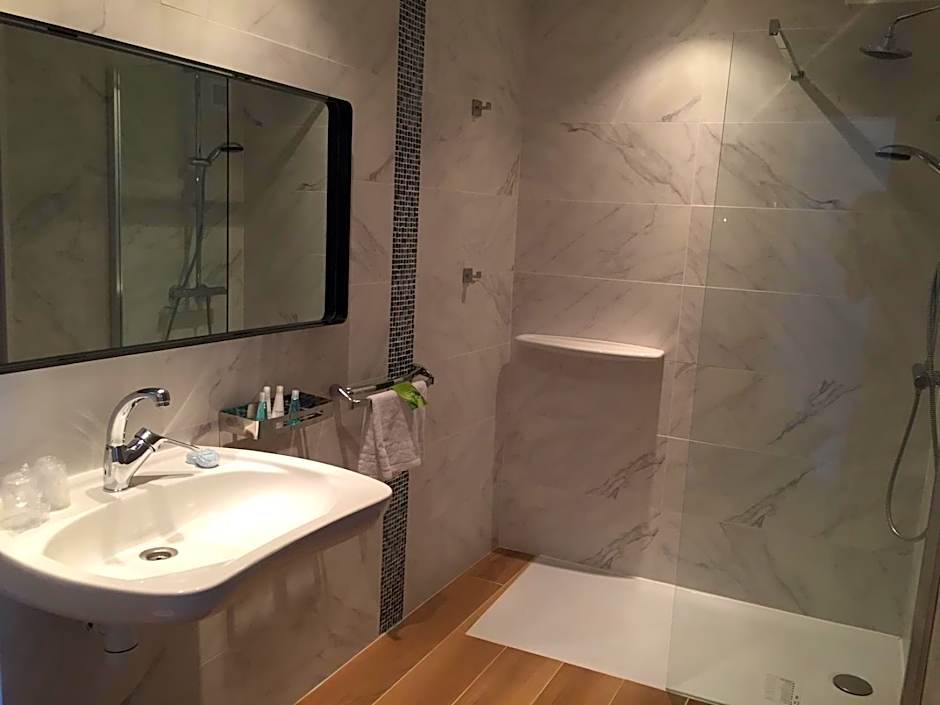 Le Galion Hotel et Restaurant Canet Plage - Logis