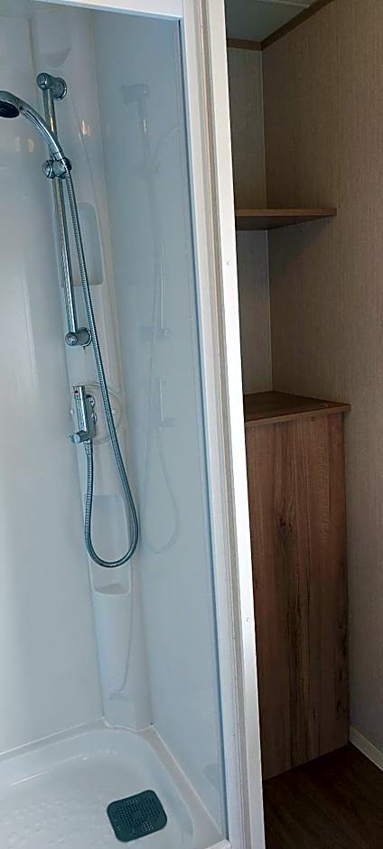 Bird's Bay cresswell towers