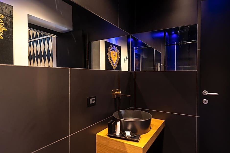 Maximum hub suite&spa