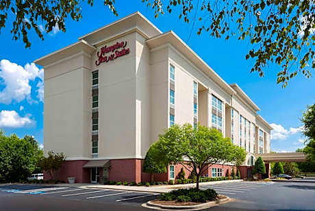 Hampton Inn By Hilton And Suites Charlotte/Pineville