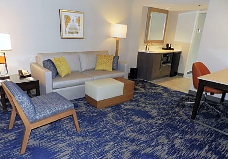 2 Room Balcony Suite- 2 Double Beds - Sofabed