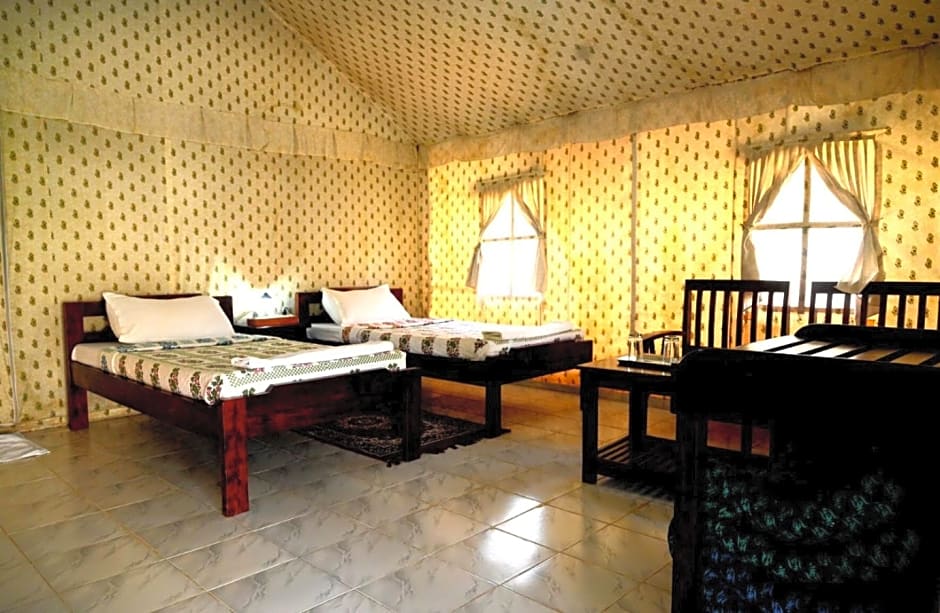 Cattle Inn - Luxury Tents Pushkar