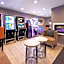La Quinta Inn & Suites by Wyndham Sheboygan