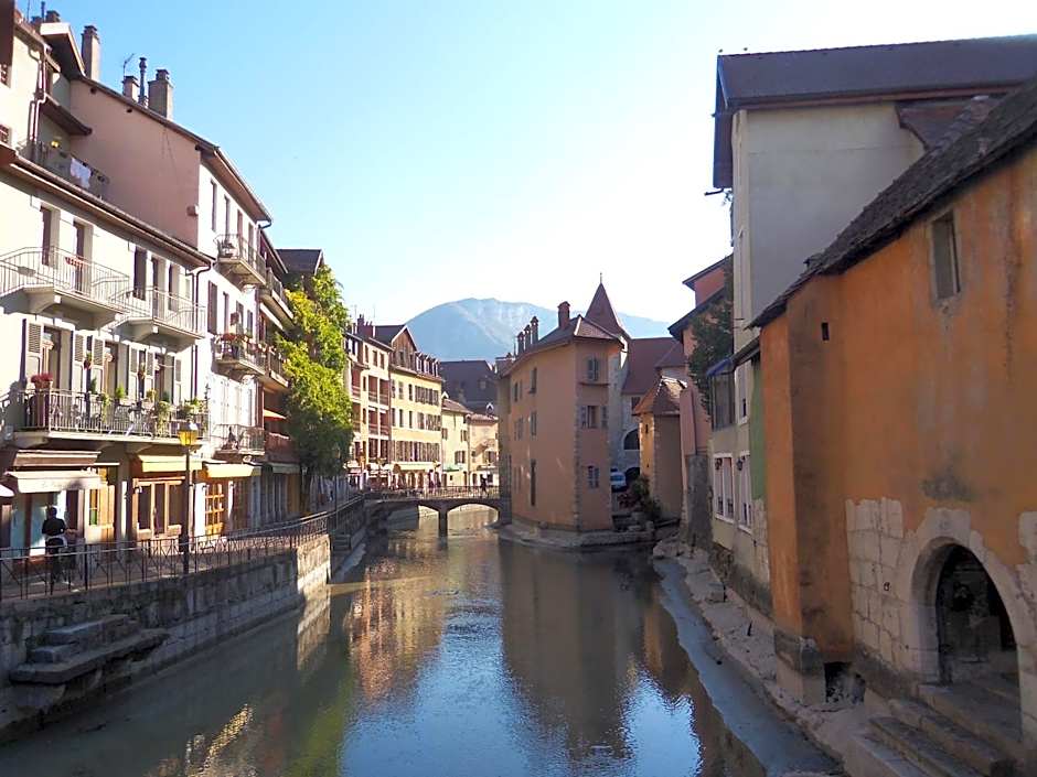 The Originals City, Hôtel Rey du Mont Sion, Saint-Julien-en-Genevois Sud