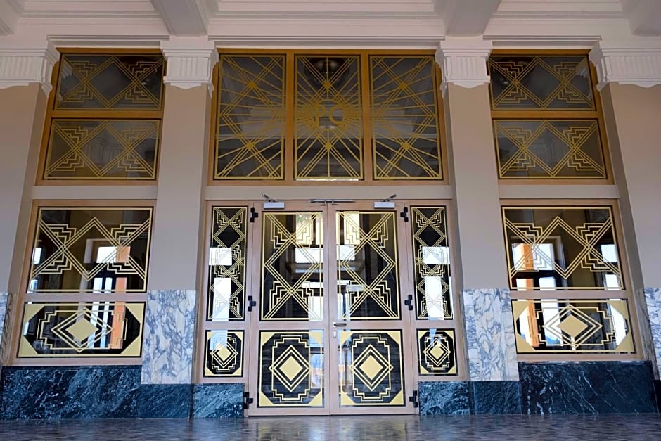 Pràcatinat Hotel & Restaurant