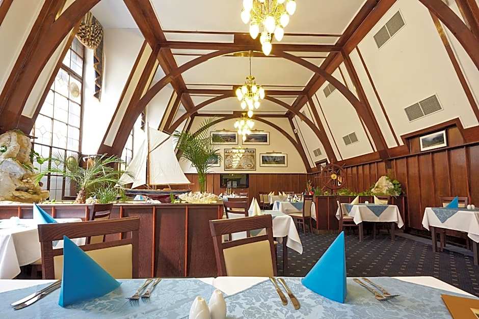 Ensana Hotel Pacifik