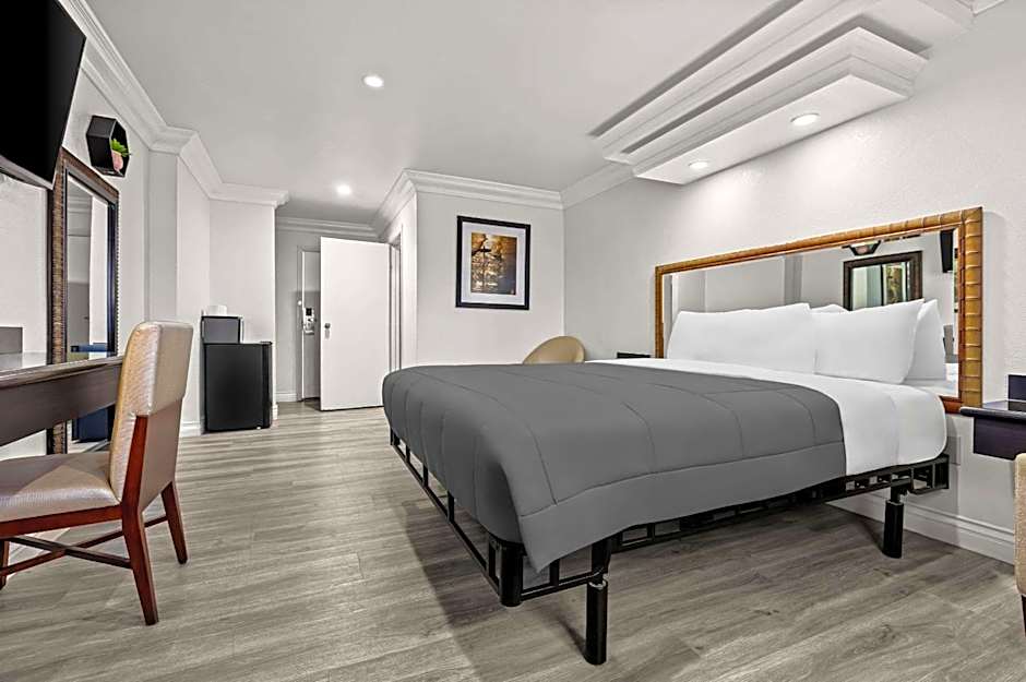Rodeway Inn