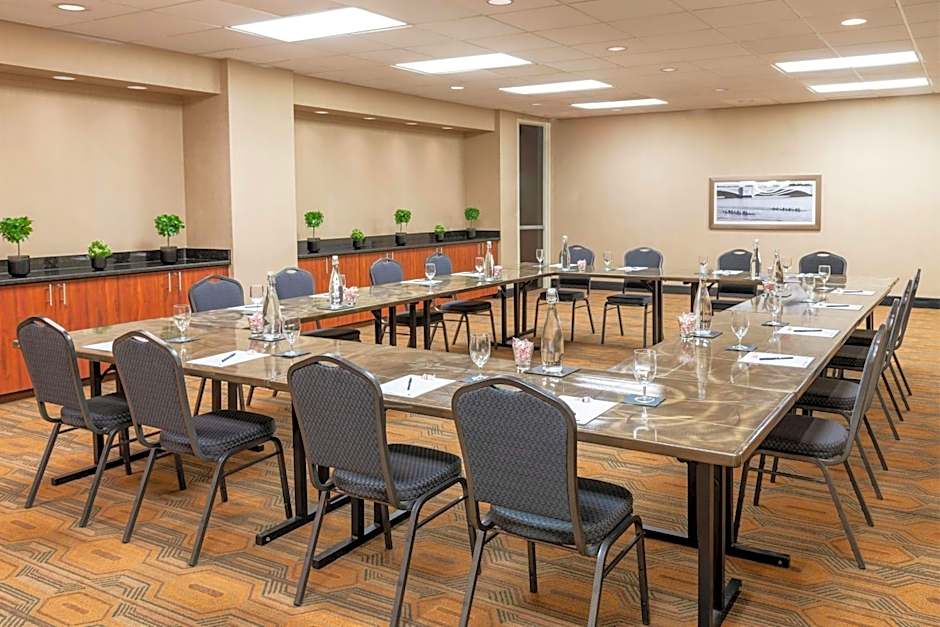 The Capital Suites Hotel