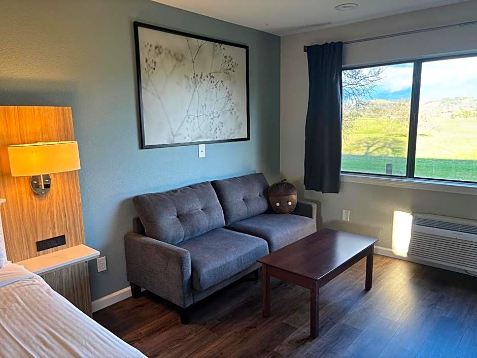 Shenandoah Inn, MAJOR CREDIT CARDS REQUIRED for check in