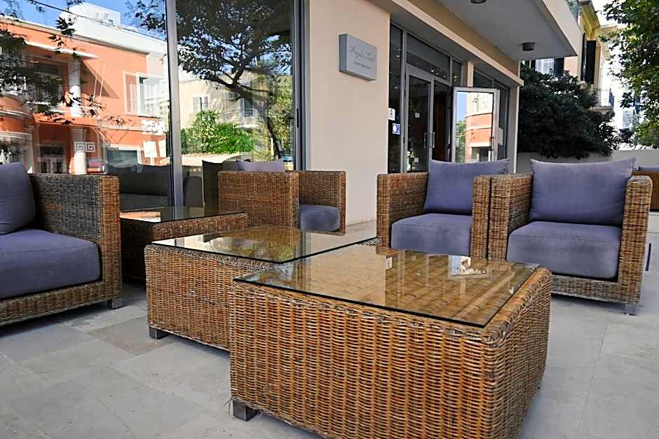 Angela Downtown Hotel