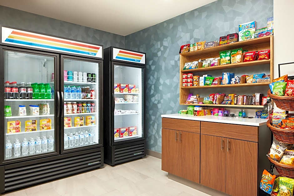 Holiday Inn Express and Suites Wheeling By IHG