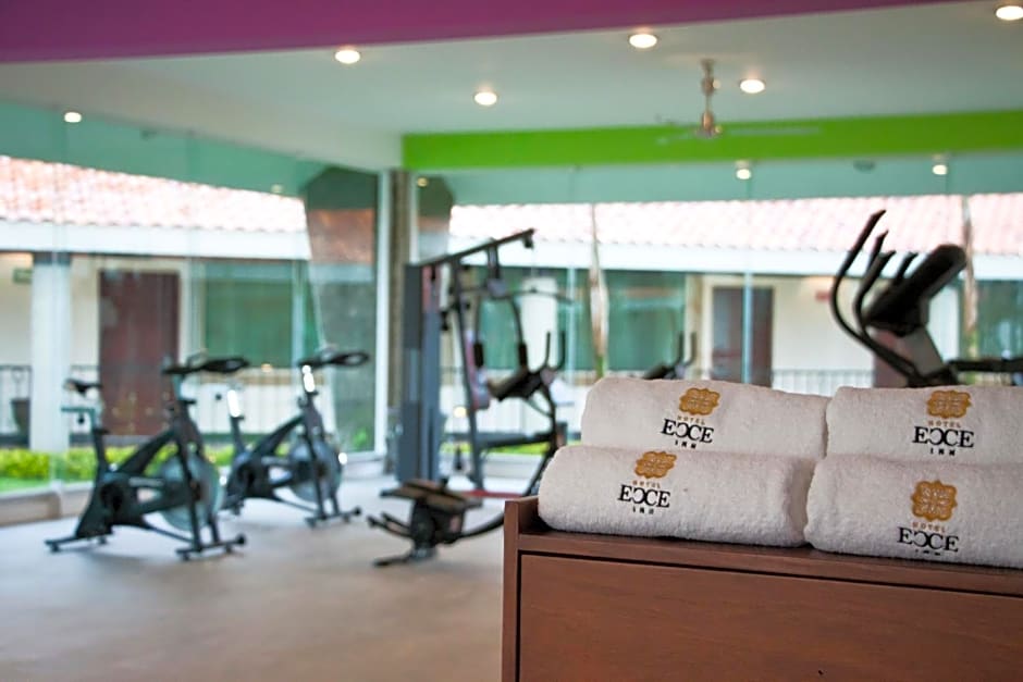 Hotel Ecce Inn