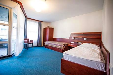 Twin Room - Disability Access