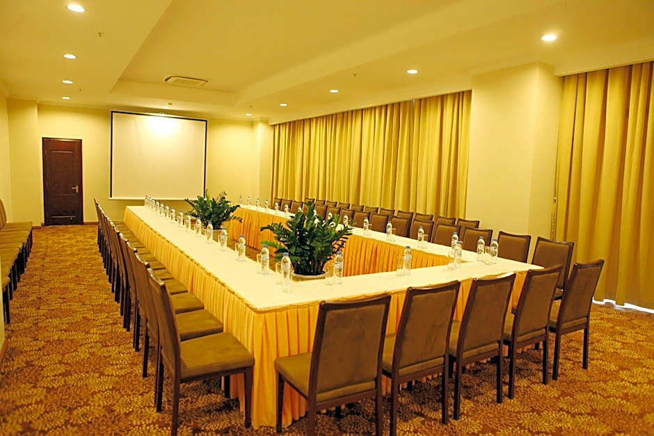 Ha Long DC Hotel