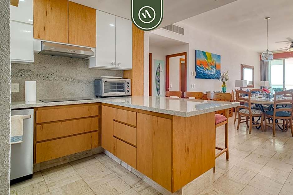 2BR Condo with Private Blacony - Oceean View
