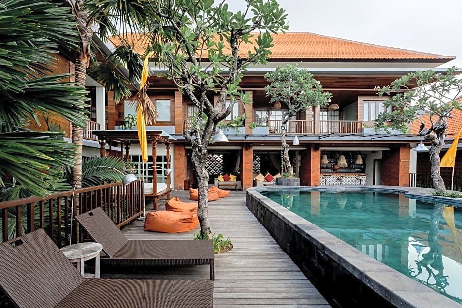 Fourteen Roses Boutique Hotel, Kuta