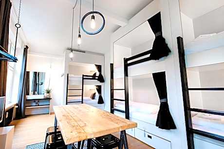 Eight-Bed Room with Shared Bathroom