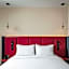 Mercure Chisinau Center Jazz Hotel