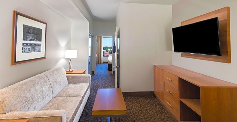 Holiday Inn Savannah Historic District by IHG